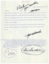 ["The document is a message to a Senator discussing the invitation of Daniel Patrick Moynihan to be the keynote speaker at a meeting in Kansas City. The author is asking if they should call Moynihan's secretary to inquire about his availability and send a formal invitation. The secretary indicated that there should be no issue with extending the invitation."]