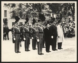 ["Stamp: Photographed by Earle Myers Jr."]