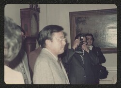 ["Caption: February 19, 1976, Signing of Executive Order 9066 at President Ford's office."]